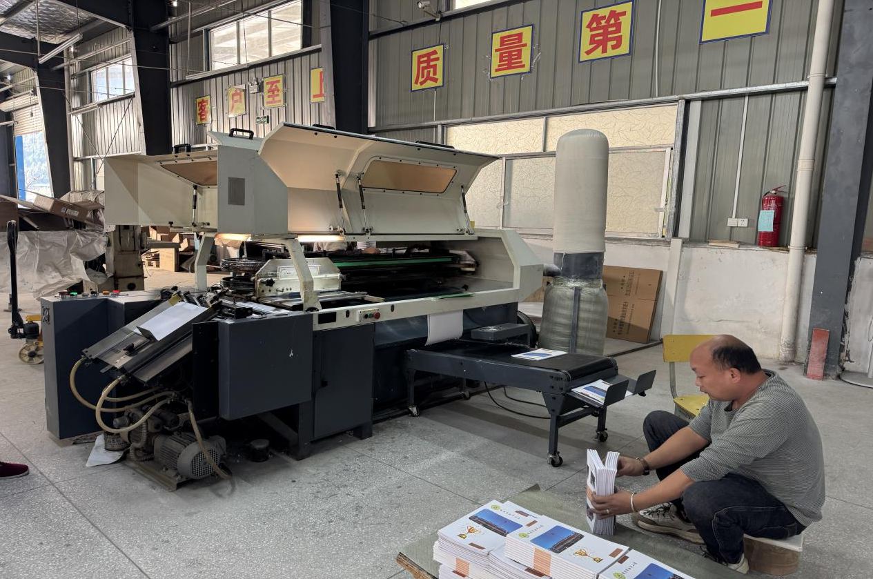 “樂創(chuàng)黔東南”專家機(jī)構(gòu)服務(wù)團(tuán)走進(jìn)凱里經(jīng)濟(jì)開發(fā)區(qū)以靶向式賦能激活企業(yè)發(fā)展活力