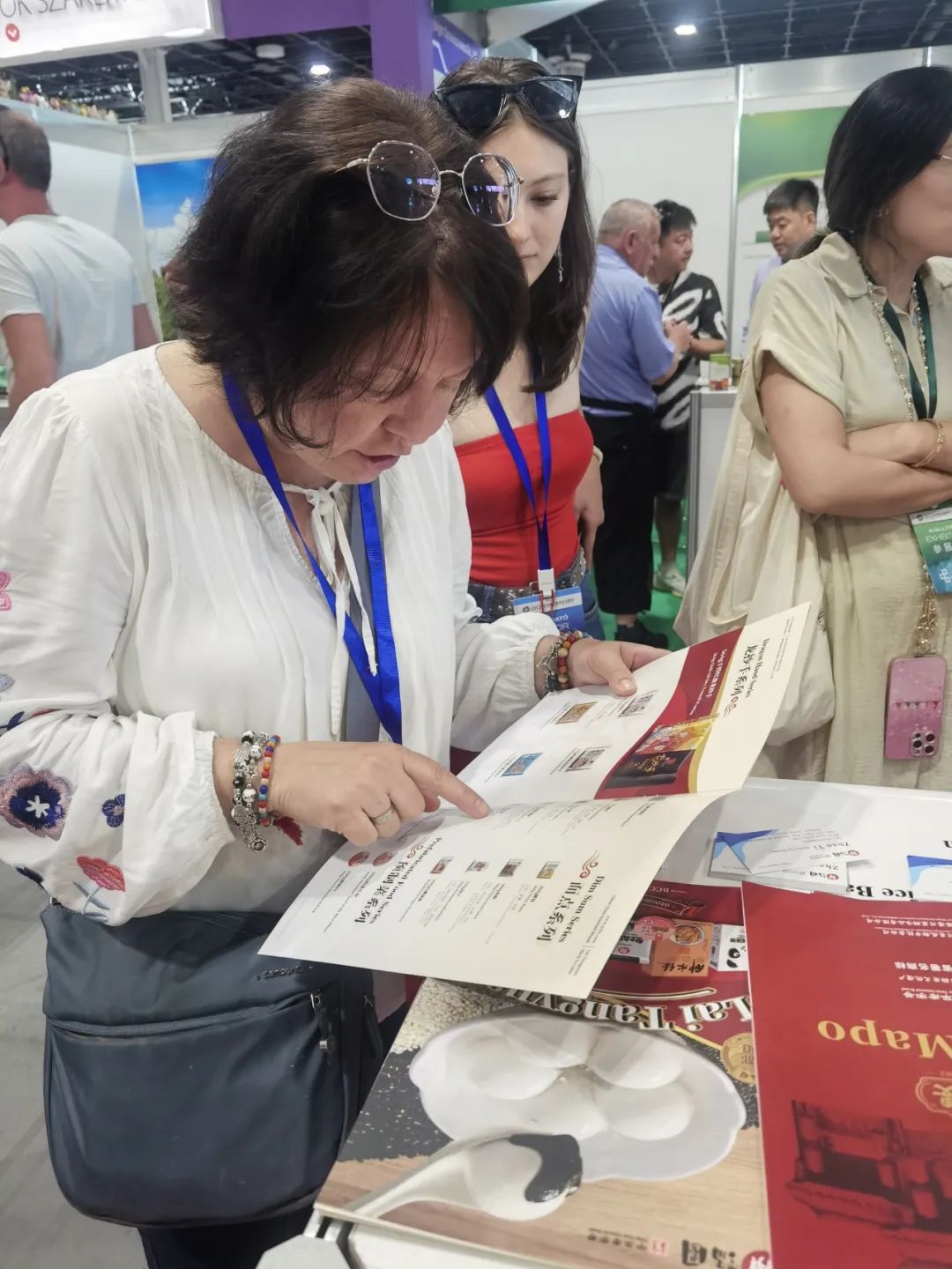 百年老字號(hào)賴湯圓揚(yáng)帆出海：從匈牙利到馬來西亞的川味傳奇