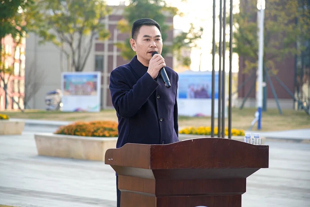 國(guó)企安保標(biāo)桿進(jìn)駐貴州工商職業(yè)學(xué)院！省級(jí)安全文明校園守護(hù)再升級(jí)