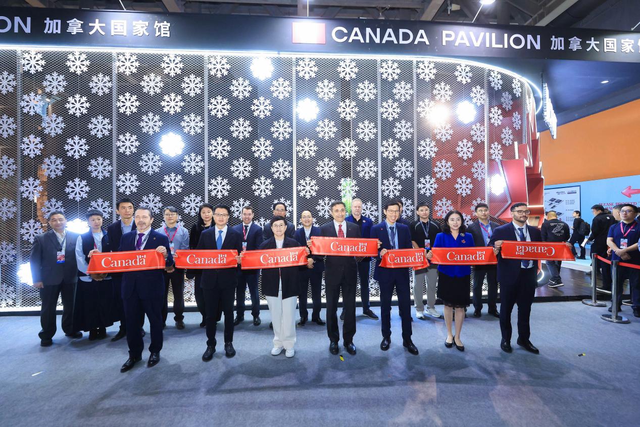 智創(chuàng)未來，設(shè)計(jì)明天 2025廣州設(shè)計(jì)周圓滿閉幕，46萬觀展人次再創(chuàng)新高