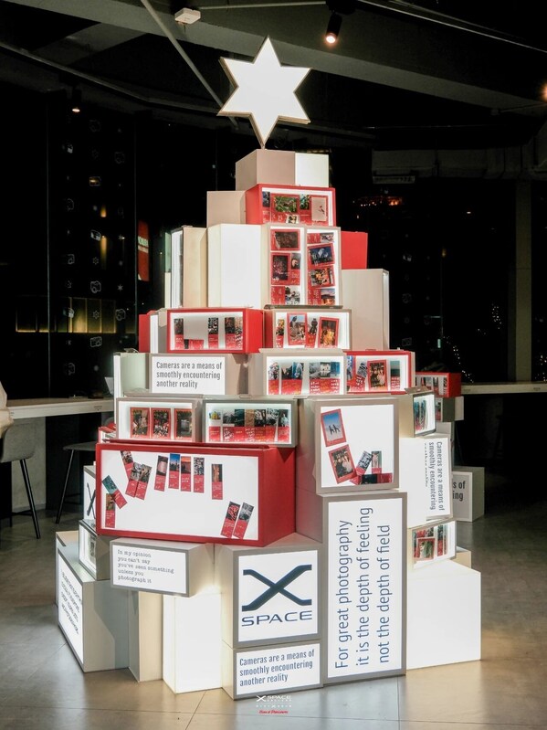 用一張照片告別2025：富士膠片X-SPACE三城點亮"影像之樹"