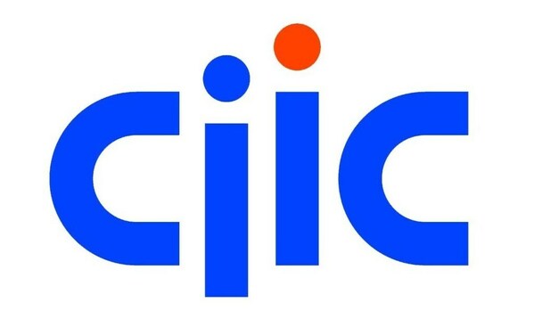 2025徐匯濱江長跑節(jié)冬日熱力開跑：中智與八千跑者共赴一場徐匯濱江之約