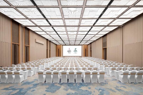 帝闕雙璽，映耀咸陽(yáng) 首落千年古都：咸陽(yáng)華邑酒店與咸陽(yáng)雙照湖假日酒店同步盛大啟幕