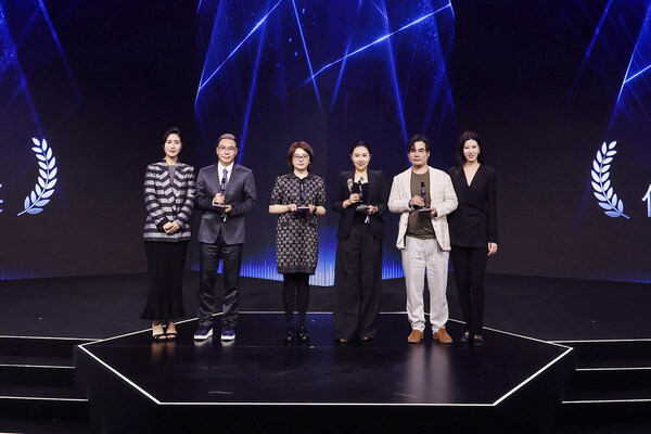 修麗可攜手新晉品牌代言人胡歌共敬專業(yè)力量 第七屆專業(yè)精神年度盛典暨天貓超級(jí)品牌日