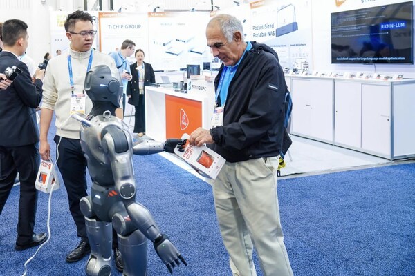 CES 2026----眾擎T800首次亮相，以具身智能實力賦能全球產業(yè)升級