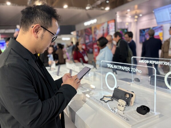 CES 2026：SGS授予TCL NXTPAPER 70 Pro護(hù)眼手機(jī)低視覺疲勞認(rèn)證